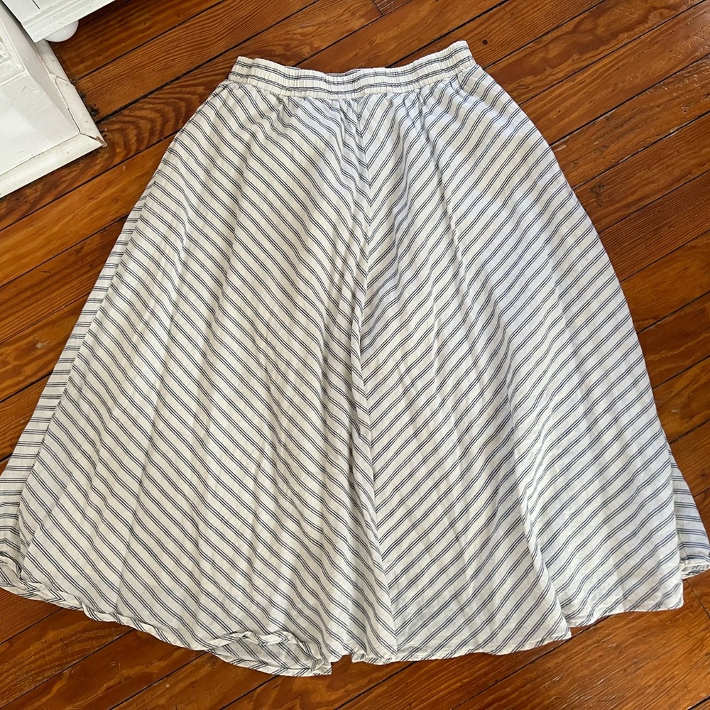 Summery Banana Republic Midi Skirt